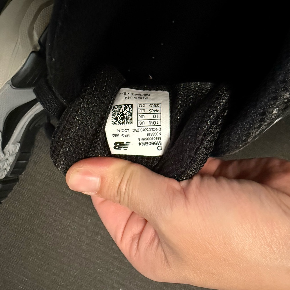 New Balance 990v4 - Picture 3 of 3